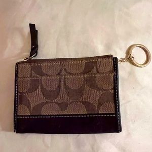 Excellent condition, Coach card holder with key chain inside.
